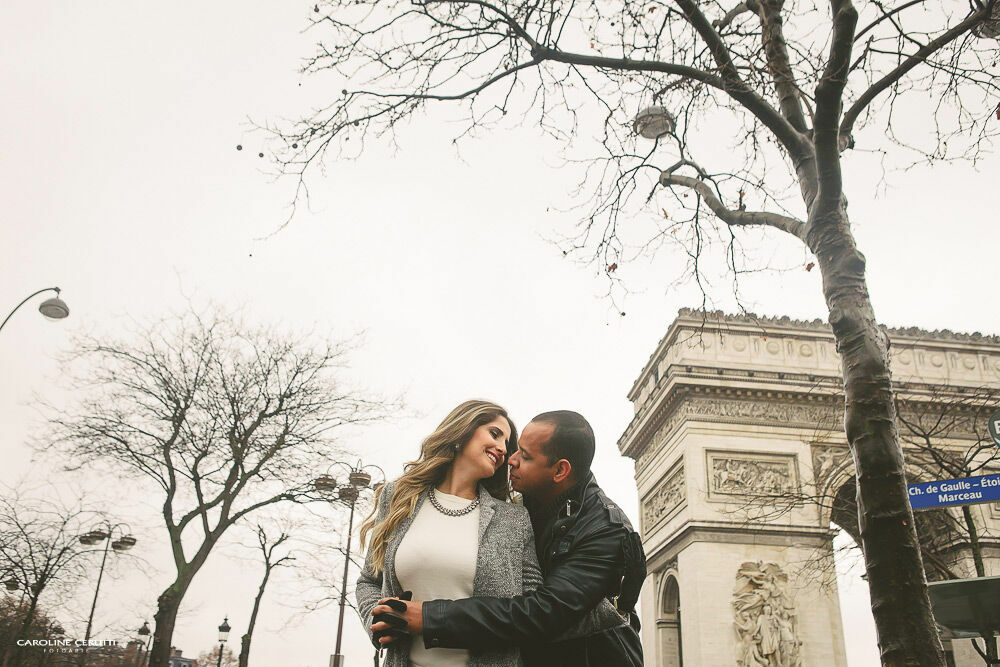 Foto Ensaio Casal em Paris - Thays e Gustavo Foto Ensaio Casal em Paris - Thays e Gustavo - Imagem 1