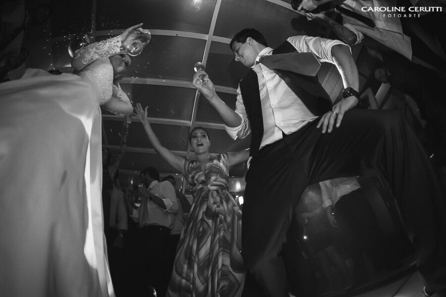 Foto Casamento Casa das Canoas - Rio de Janeiro - Fabi e Edu Foto Casamento Casa das Canoas - Rio de Janeiro - Fabi e Edu - Imagem 198
