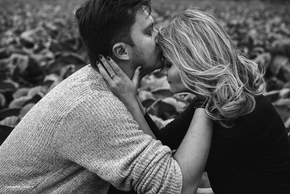 Foto Ensaio Casal na Lama - May e Júlio Foto Ensaio Casal na Lama - May e Júlio - Imagem 11