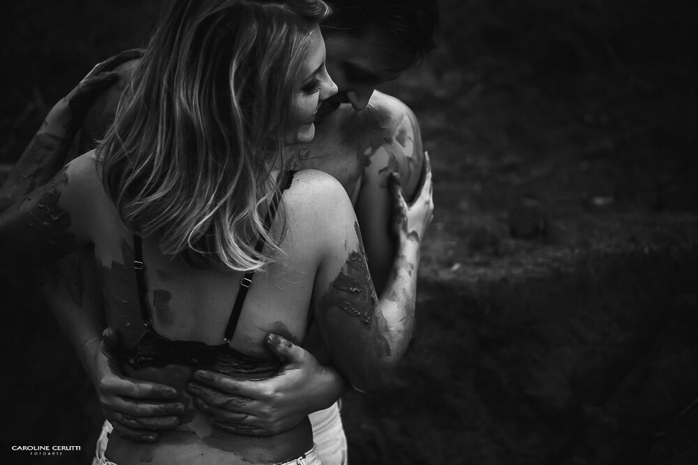 Foto Ensaio Casal na Lama - May e Júlio Foto Ensaio Casal na Lama - May e Júlio - Imagem 44