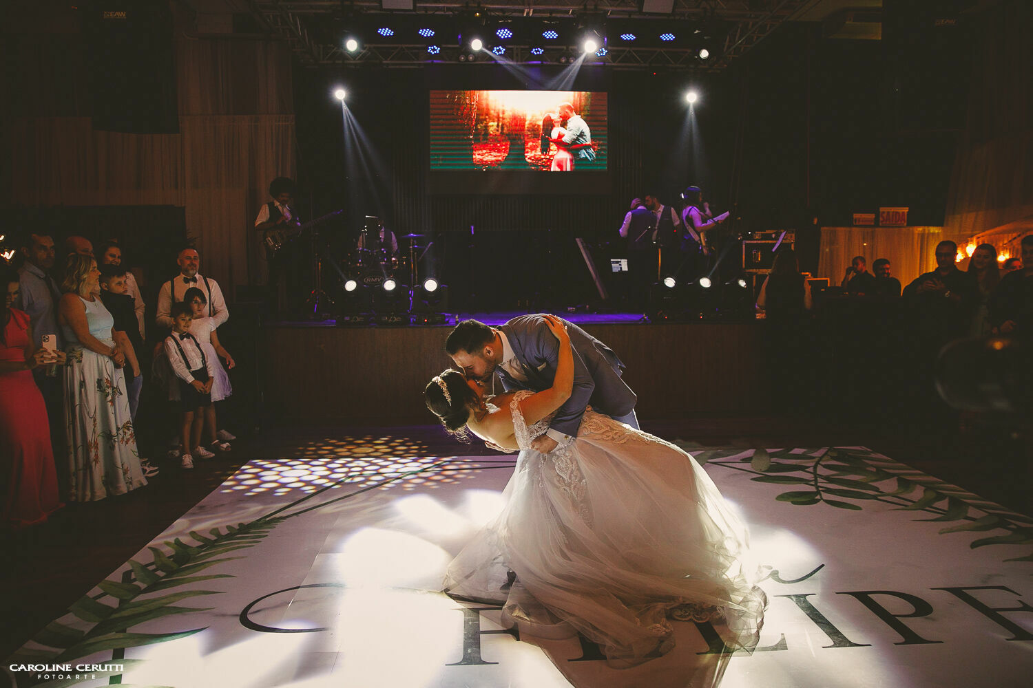 Foto Casamento em Blumenau - Luana e Felipe Foto Casamento em Blumenau - Luana e Felipe - Imagem 310