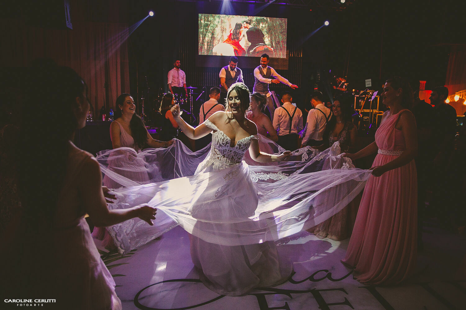 Foto Casamento em Blumenau - Luana e Felipe Foto Casamento em Blumenau - Luana e Felipe - Imagem 400