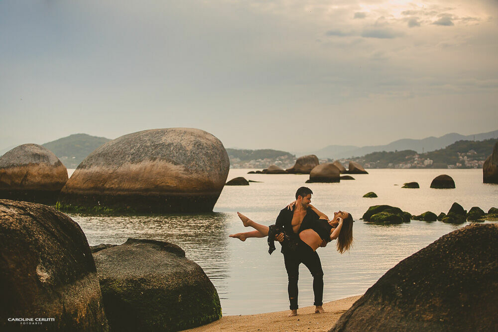 Foto Fotos de grávida em casa e na praia Foto Fotos de grávida em casa e na praia - Imagem 5