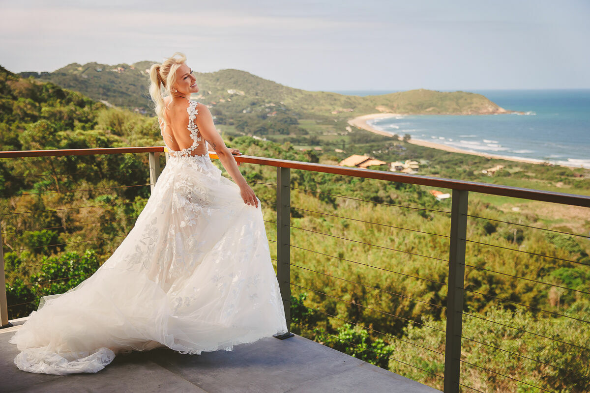 Foto Casamento na Praia do Rosa Brasil Tati e Jesse - Imagem 23