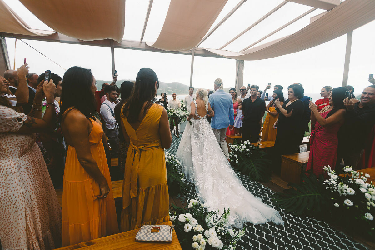 Foto Casamento na Praia do Rosa Brasil Tati e Jesse - Imagem 77