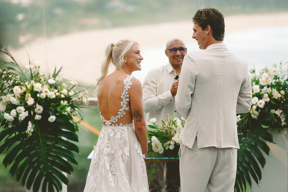 Foto Casamento na Praia do Rosa Brasil Tati e Jesse - Imagem 99