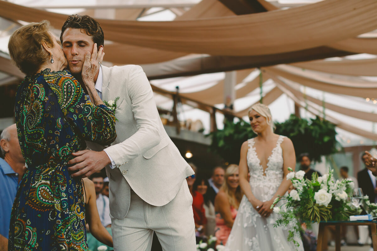Foto Casamento na Praia do Rosa Brasil Tati e Jesse - Imagem 98