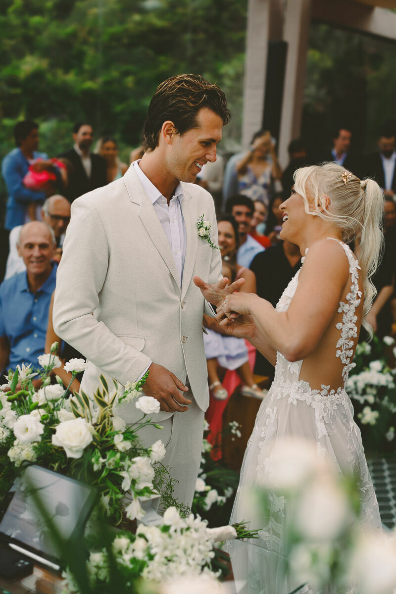 Foto Casamento na Praia do Rosa Brasil Tati e Jesse - Imagem 103
