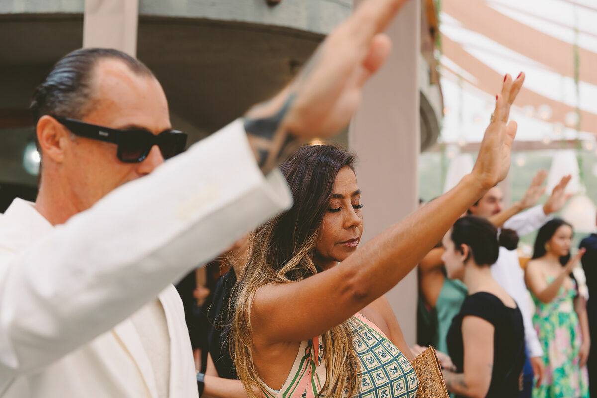 Foto Casamento na Praia do Rosa Brasil Tati e Jesse - Imagem 107