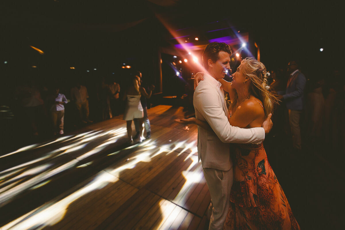 Foto Casamento na Praia do Rosa Brasil Tati e Jesse - Imagem 218