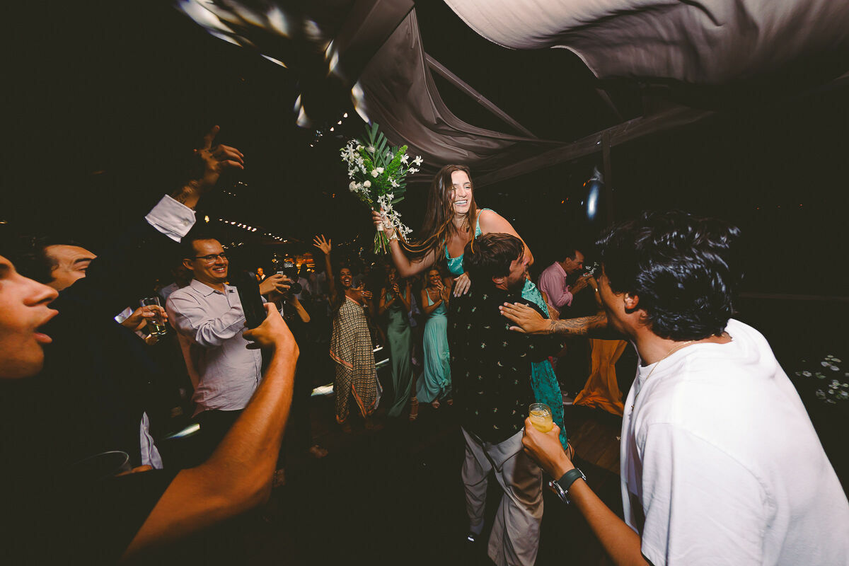 Foto Casamento na Praia do Rosa Brasil Tati e Jesse - Imagem 230