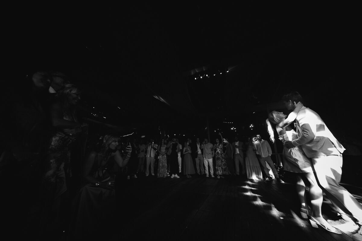 Foto Casamento na Praia do Rosa Brasil Tati e Jesse - Imagem 211