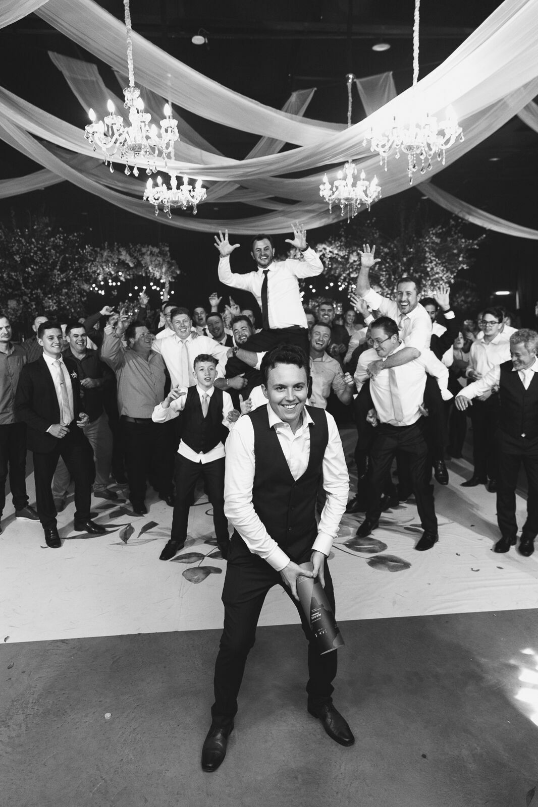 Foto Casamento Ituporanga capela do louvor Foto Casamento Ituporanga capela do louvor - Imagem 243