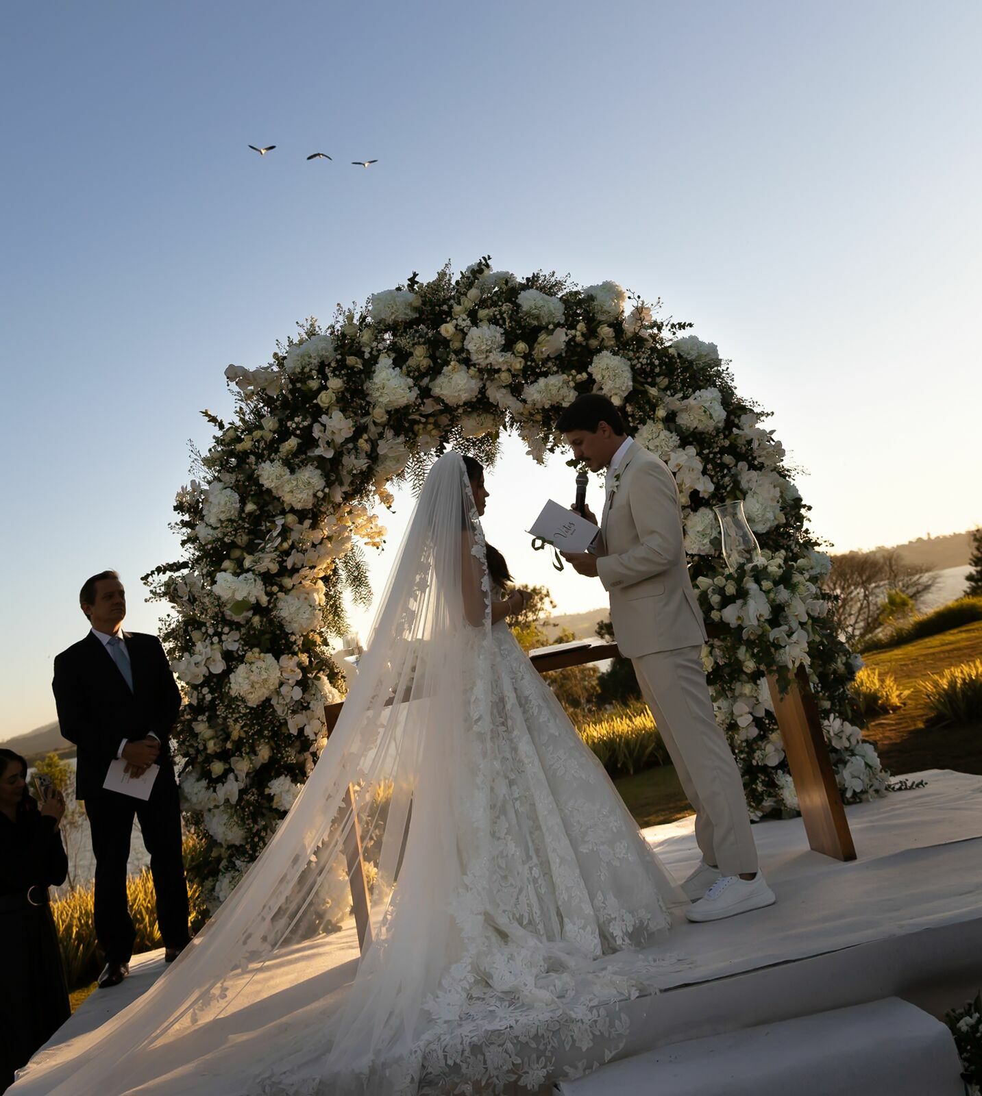 Foto Casamento no Monges das Cruzes, Vila Bisutti, em São Paulo Foto Casamento no Monges das Cruzes, Vila Bisutti, em São Paulo - Imagem 139