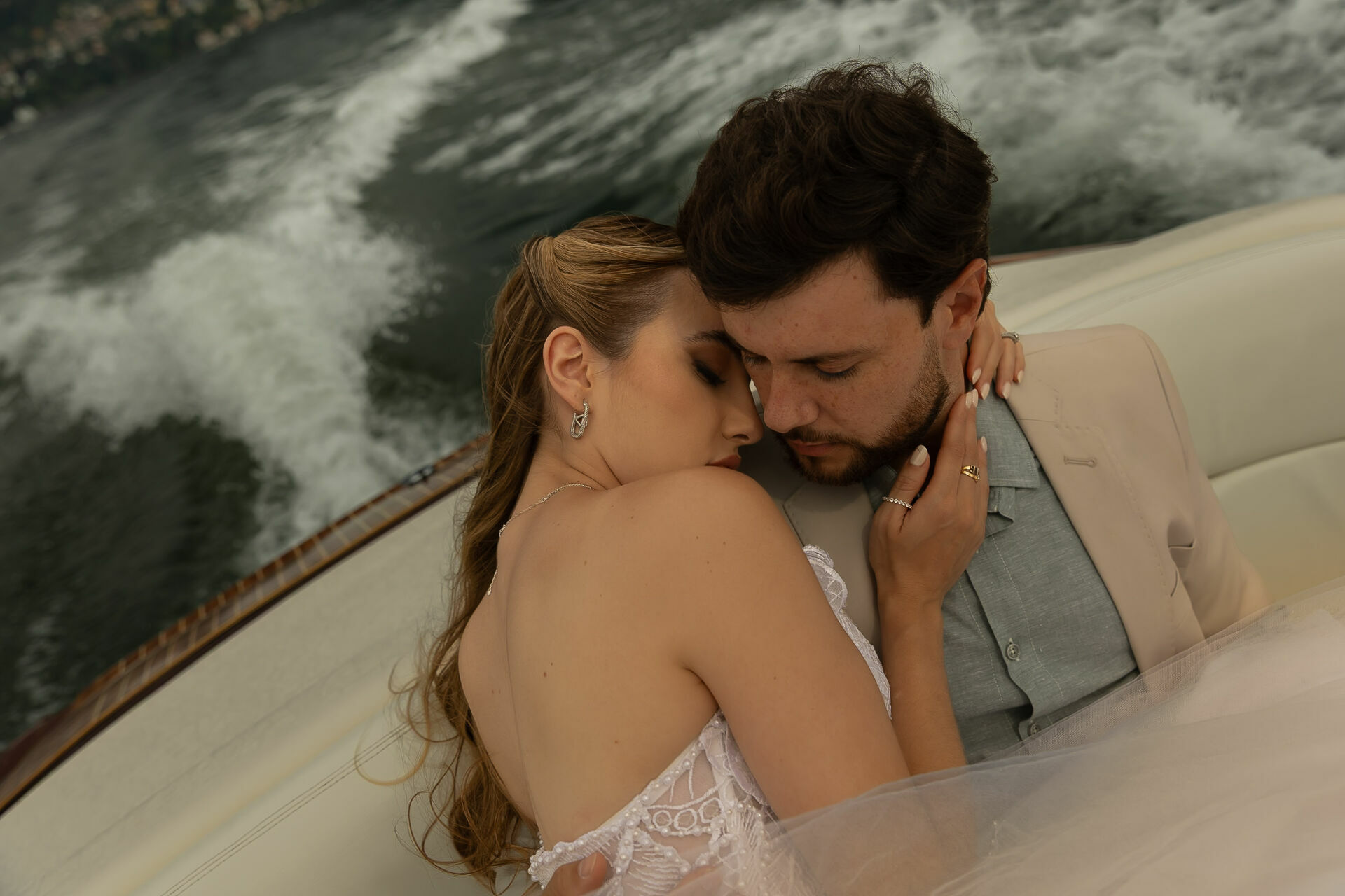 Foto Carol e Luan | Sessão de fotos de casal no Lago Como, Itália Foto Carol e Luan | Uma Sessão de Casal no Lago Como, Itália - Imagem 46