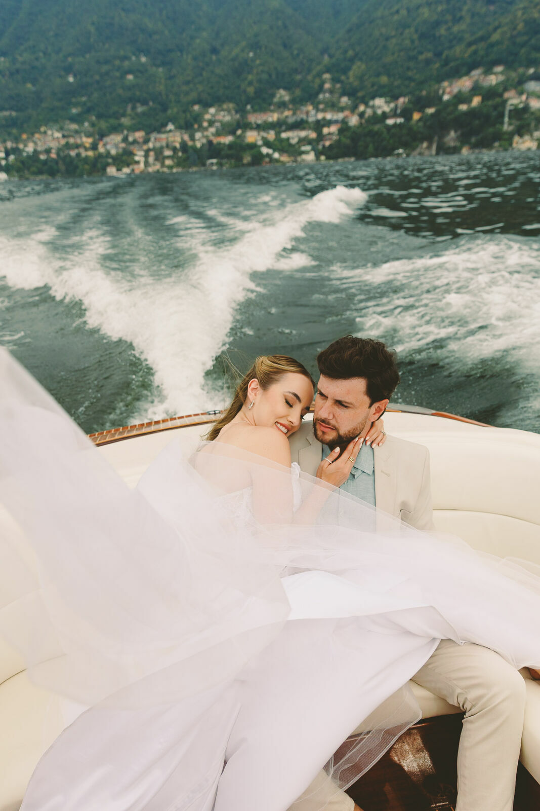 Foto Carol & Luan | A Couple Session at Lake Como, Italy Foto Carol & Luan | A Couple Session at Lake Como, Italy - Imagem 44