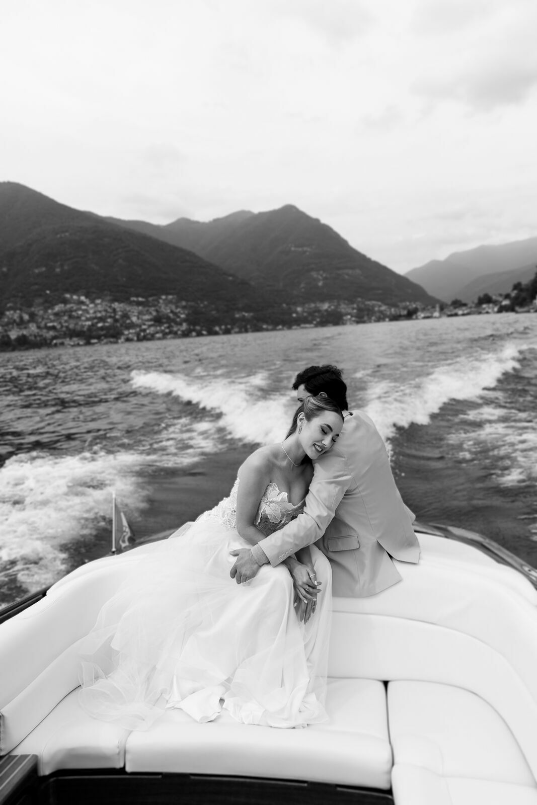 Foto Carol & Luan | A Couple Session at Lake Como, Italy Foto Carol & Luan | A Couple Session at Lake Como, Italy - Imagem 30
